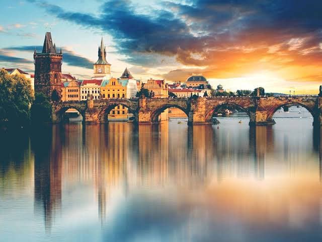 Ліцензований гід Дарина